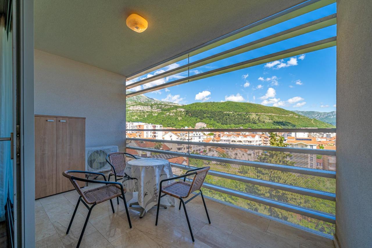 Sea View Apartments In Будва Екстериор снимка