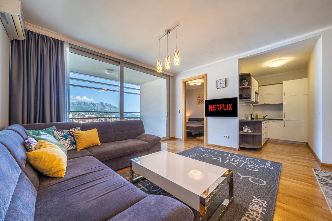 Sea View Apartments In Будва Екстериор снимка