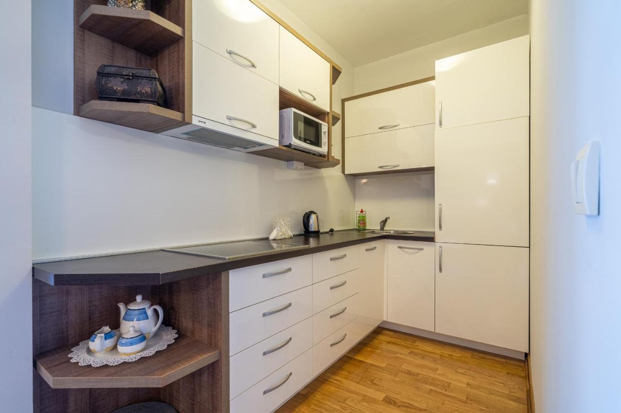 Sea View Apartments In Будва Екстериор снимка