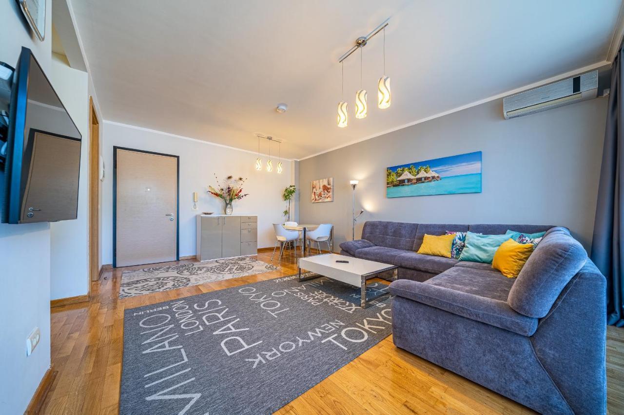 Sea View Apartments In Будва Екстериор снимка