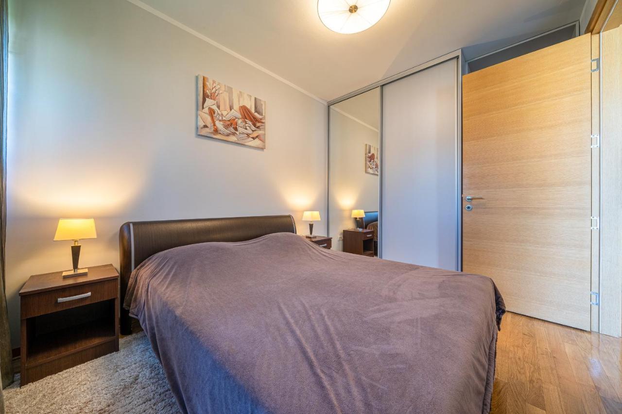 Sea View Apartments In Будва Екстериор снимка