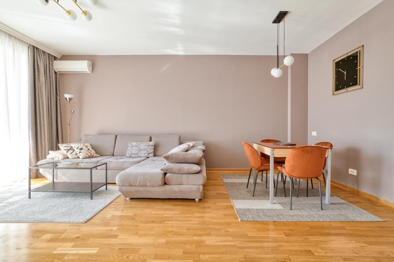 Sea View Apartments In Будва Екстериор снимка