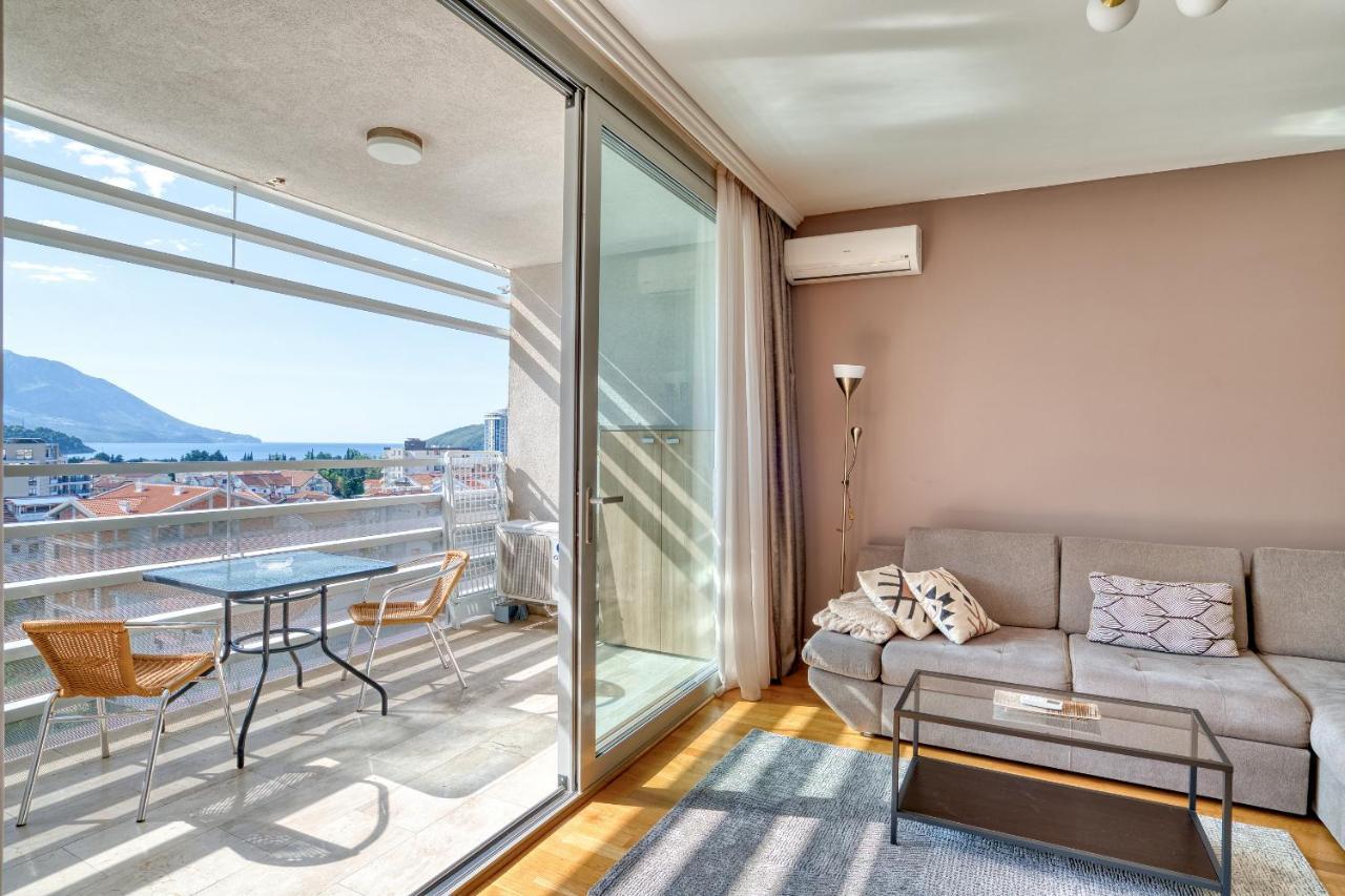 Sea View Apartments In Будва Екстериор снимка
