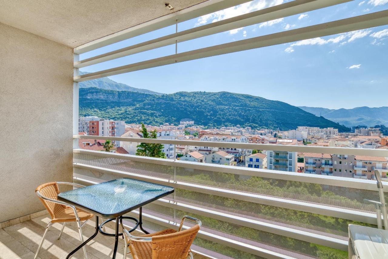 Sea View Apartments In Будва Екстериор снимка