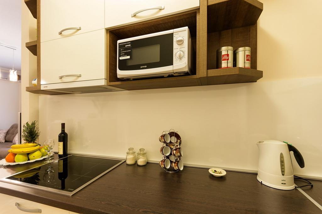 Sea View Apartments In Будва Екстериор снимка