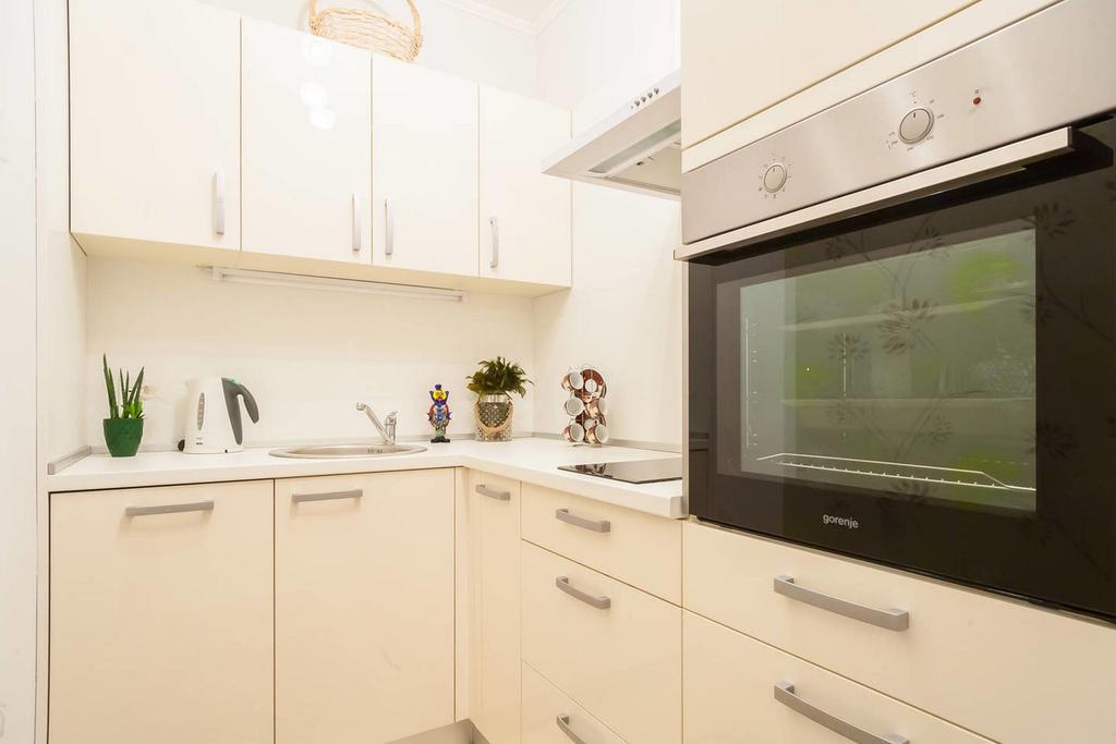 Sea View Apartments In Будва Екстериор снимка